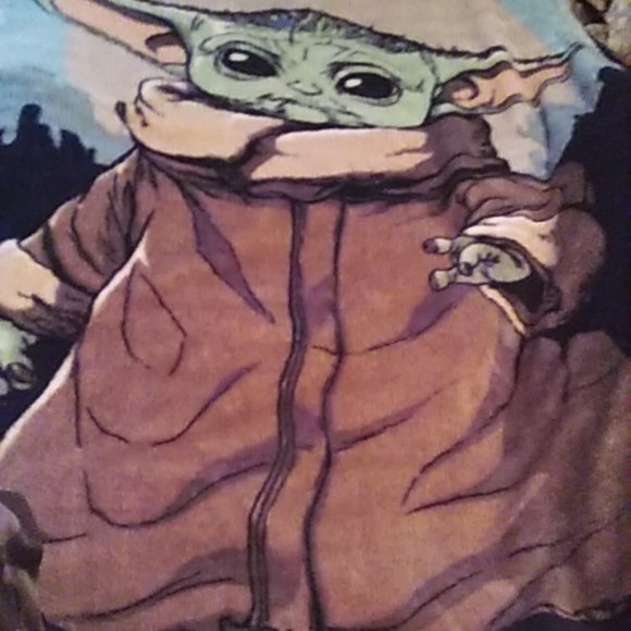 Starwars Yoda Plush Blanket 63"x78" Faux Fur Super Soft Warm - Picture 4 of 6